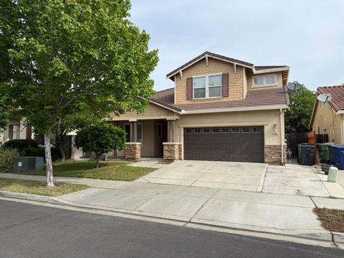 1001 La Paloma St, Turlock, CA, 95382-0484 | Card Image