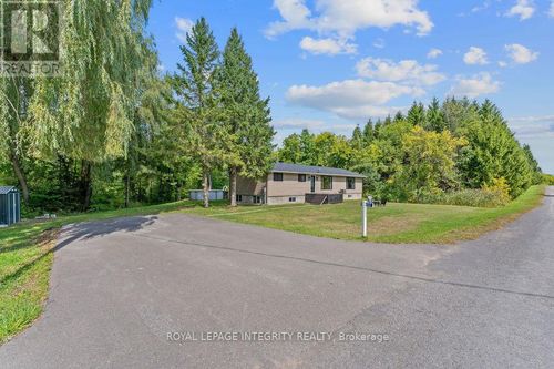 4137 Concession 17 Rd, Saint Isidore, ON, K0C2B0 | Card Image
