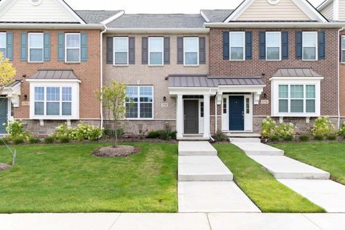 2780 Ashcombe Dr, Ann Arbor, MI, 48105-3707 | Card Image