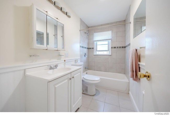 11-12 Bay 32 Nd Pl, Home with 0 bedrooms, 0 bathrooms and null parking in Far Rockaway NY | Image 32