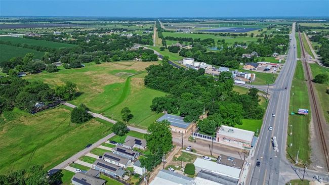 6418 Gresham St, House other with 3 bedrooms, 2 bathrooms and null parking in Wallis TX | Image 23