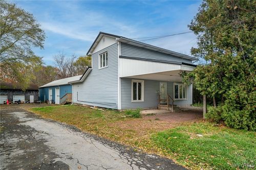 2594 Main St, Newfane, NY, 14108-1021 | Card Image