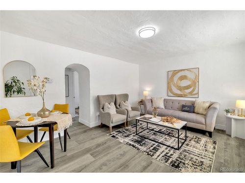 350 S Quitman St, Denver, CO, 80219-2559 | Card Image