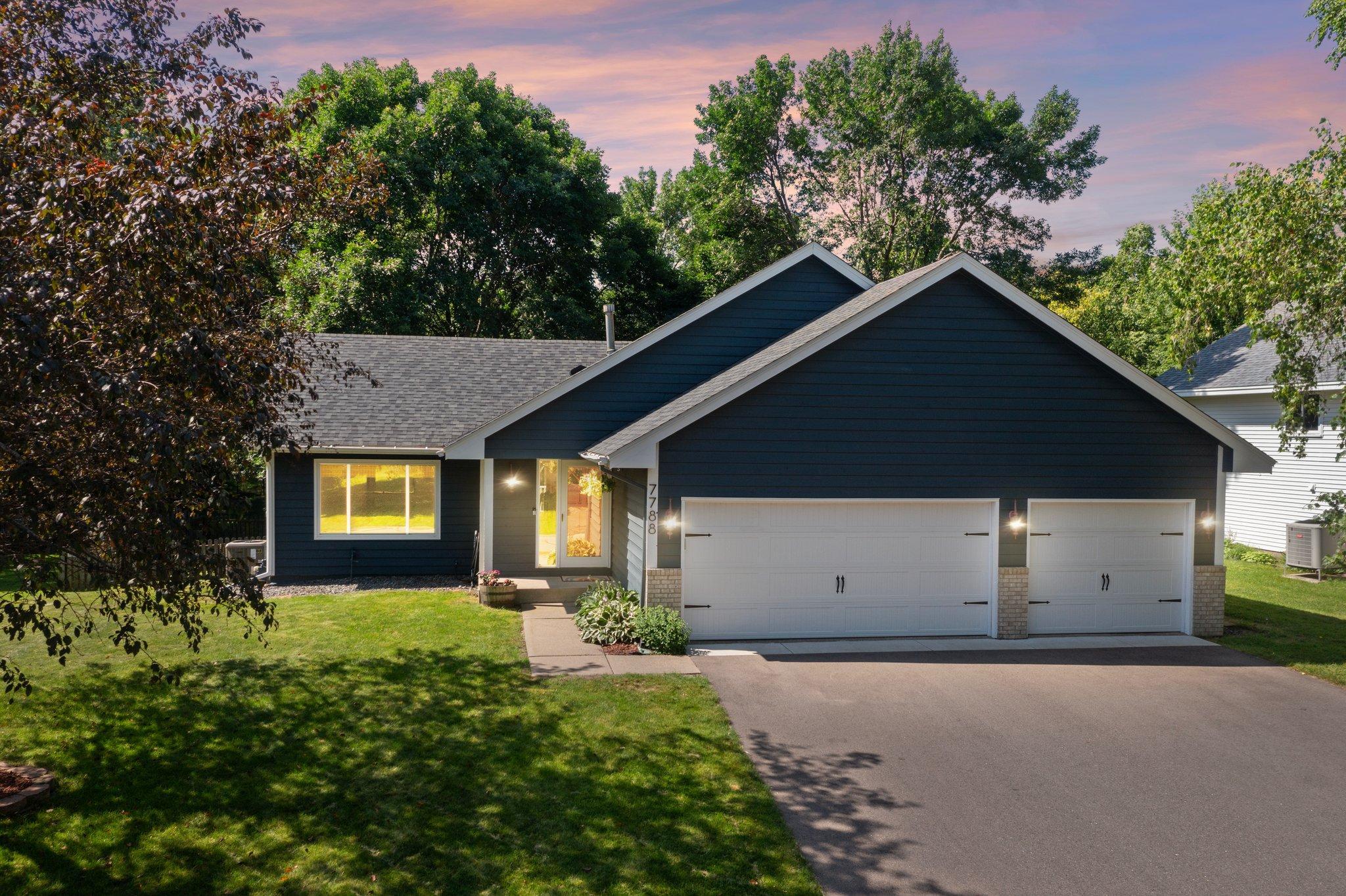 172nd St, Lakeville, MN 55044