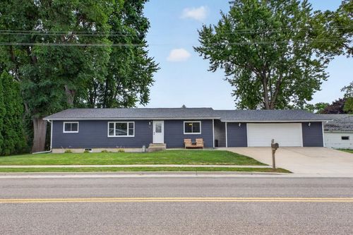 130 4th Ave Nw, Elgin, MN, 55932-9643 | Card Image