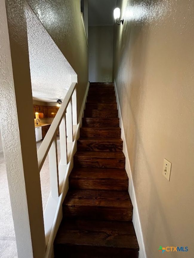202 S Walnut St, Townhouse with 2 bedrooms, 2 bathrooms and null parking in Lampasas TX | Image 5