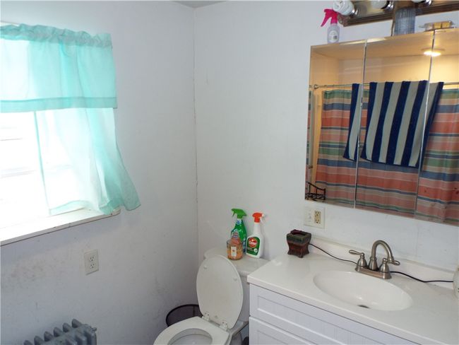 202 2 Nd Ave, House other with 4 bedrooms, 2 bathrooms and 2 parking in Elco PA | Image 38