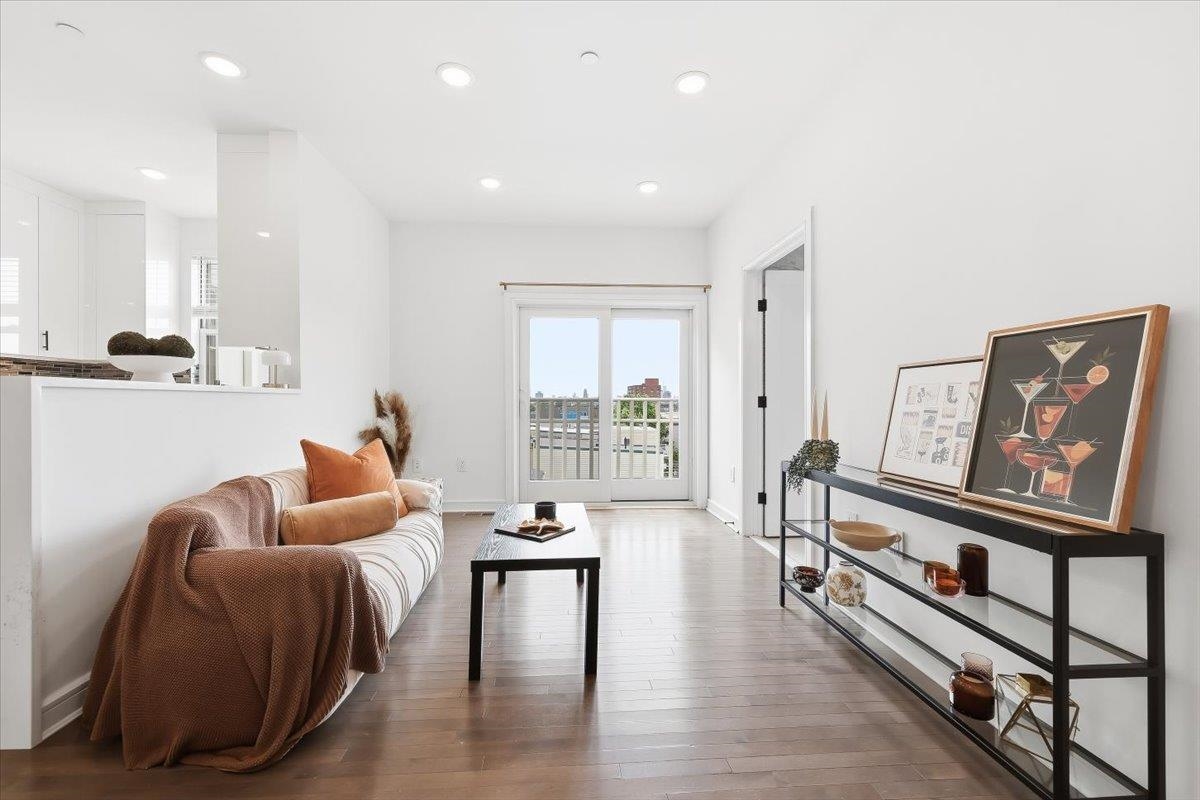Residential in JC, Heights 4