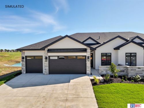 8026 43rd Street, Lincoln, NE, 68516 | Card Image