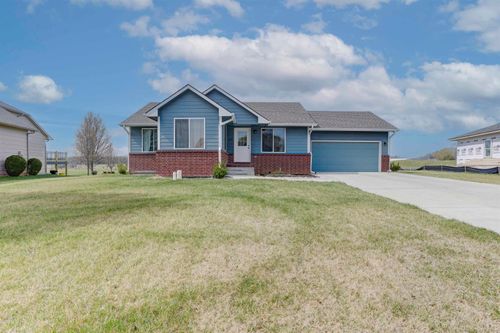 4221 Quail Ridge Dr, Winfield, KS, 67156 | Card Image