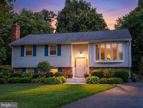 14923 Boydell Dr, CENTREVILLE, VA, 20120-1534 | Card Image