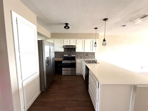 151 Henry M Chandler Dr, Rockwall, TX, 75032-5786 | Card Image
