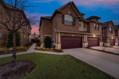 2955 Stunning Dr, Little Elm, TX, 75068-4004 | Card Image