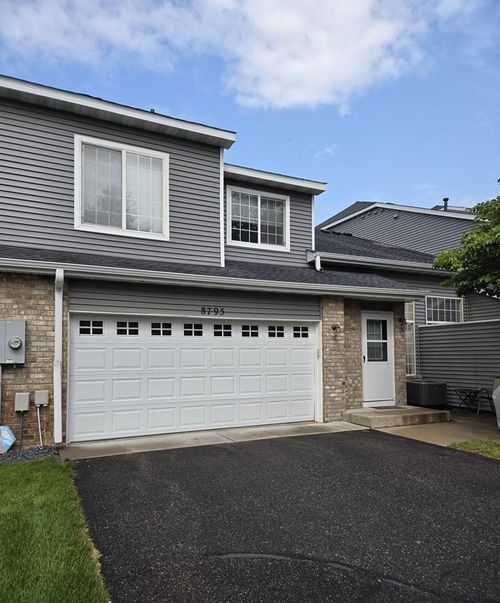 8795 Hastings Cir Ne, Minneapolis, MN, 55449-4508 | Card Image