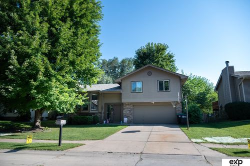 15279 Grover St, Omaha, NE, 68144-5462 | Card Image