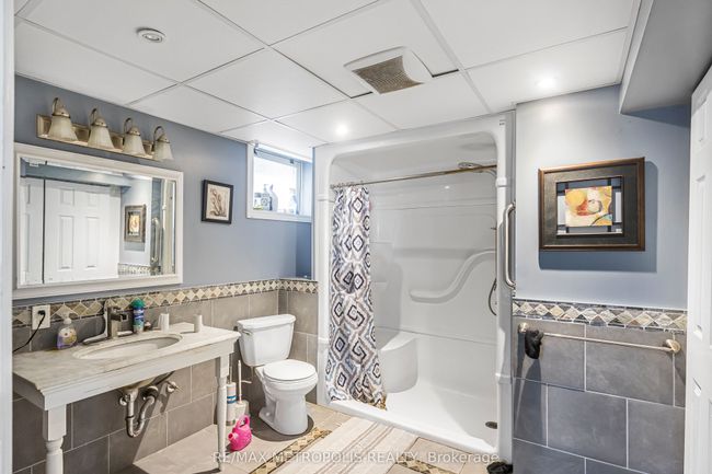 280 Cranbrook Dr, House other with 5 bedrooms, 2 bathrooms and 6 parking in Hamilton ON | Image 36