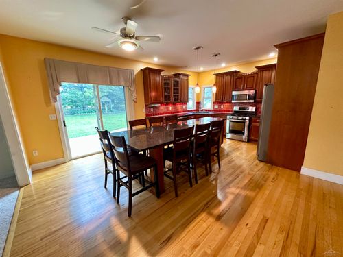 10 Cobblestone Pl, Saginaw, MI, 48603-3545 | Card Image