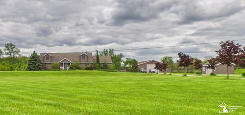 5015 Piehl Rd, Ottawa Lake, MI, 49267-9732 | Card Image