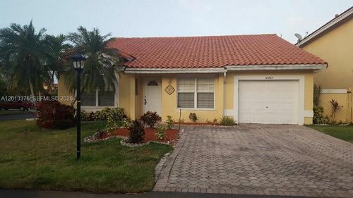 10867 Sw 152nd Pl, Miami, FL, 33196-3573 | Card Image