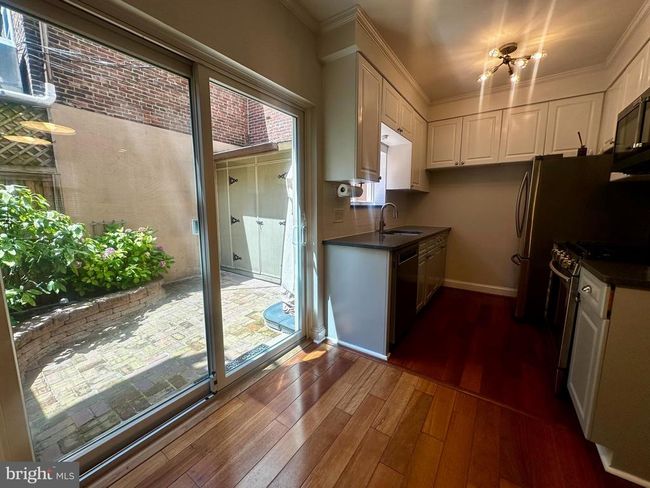 1740 Rodman St, Townhouse with 3 bedrooms, 2 bathrooms and null parking in PHILADELPHIA PA | Image 5