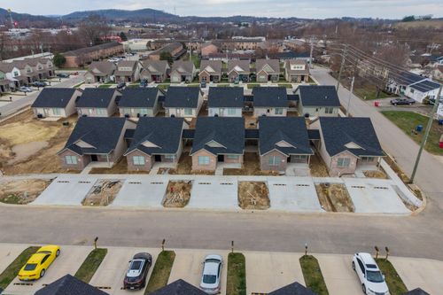 217 Harvest Park Drive, Berea, KY, 40403 | Card Image