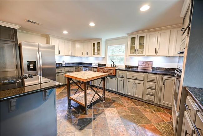 198 Timms Loop Se, House other with 3 bedrooms, 2 bathrooms and null parking in Calhoun GA | Image 11