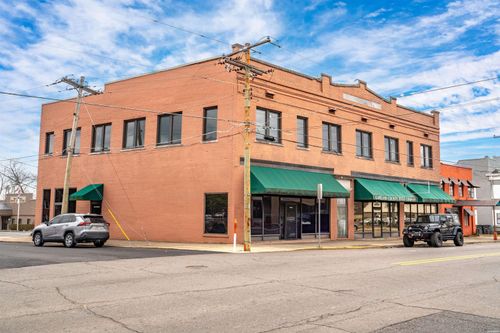 401 Ouachita Ave, Hot Springs, AR, 71901-5130 | Card Image