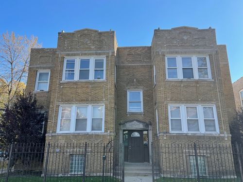 2-3655 N Troy St, Chicago, IL, 60618-4515 | Card Image