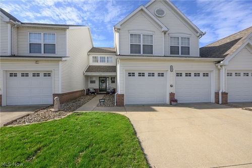 1412 Camden Ridge Blvd, Akron, OH, 44312-5382 | Card Image