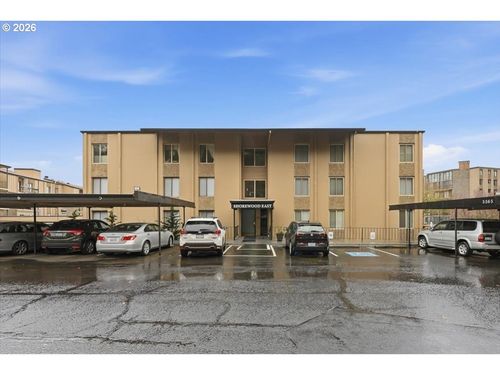 5565 E Evergreen Blvd, Vancouver, WA, 98661-6672 | Card Image