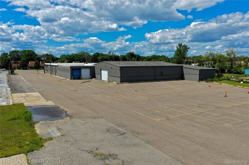 19400 Allen Rd, Melvindale, MI, 48122-2204 | Card Image