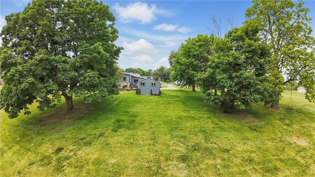 1182 W Laurel Cir, House other with 3 bedrooms, 2 bathrooms and null parking in Mt. Pleasant Twp - Wml PA | Image 35