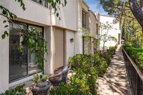 b-3607 W Hidden Ln, Rolling Hills Estates, CA, 90274-4133 | Card Image