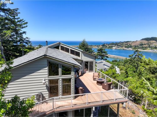 94418 Tom Cat Hill Rd, Gold Beach, OR, 97444 | Card Image