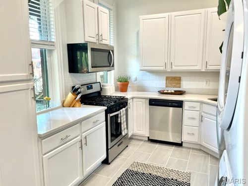 4448 Gibson Avenue, St Louis, MO, 63110 | Card Image