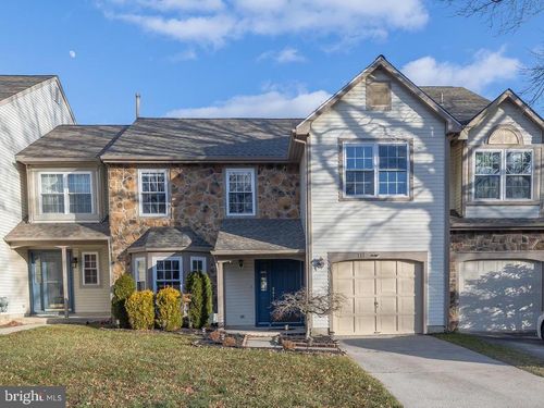 111 Sandhurst Dr, MOUNT LAUREL, NJ, 08054-6214 | Card Image