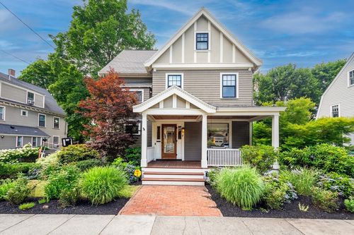 4 Winslow Rd, Winchester, MA, 01890-3017 | Card Image