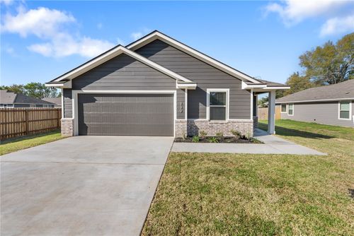1634 Lucky Street, Bryan, TX, 77803 | Card Image