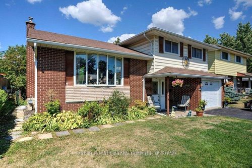 197 King St, Napanee, ON, K7R1B8 | Card Image