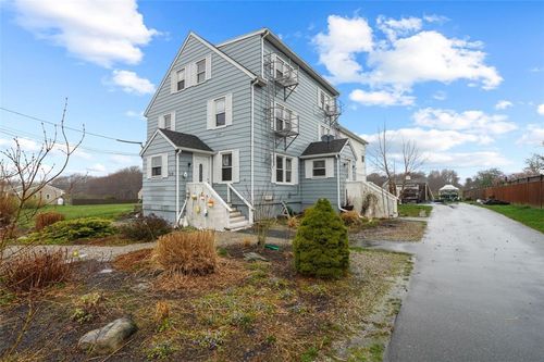 apt-1-310 Old Mill Ln, Portsmouth, RI, 02871-5165 | Card Image