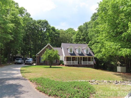 300 Tradewinds Ln, York, SC, 29745-7671 | Card Image