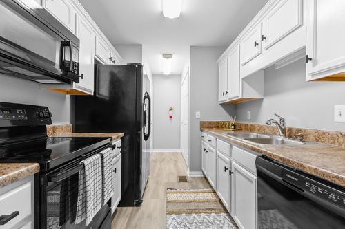 199 Brooke Castle Dr, Hermitage, TN, 37076-1741 | Card Image