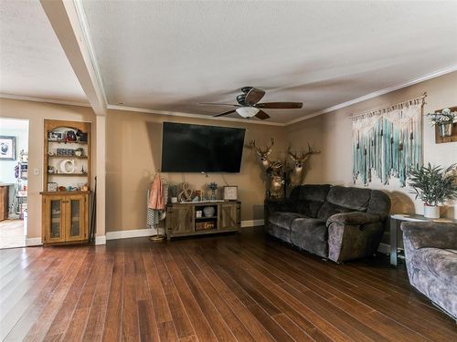 107 Rosewood Drive, Chickasha, OK, 73018 | Card Image