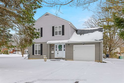 4 Baxter Dr, Brockville, ON, K6V3T8 | Card Image