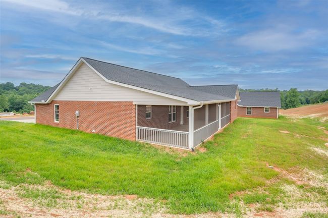 130 Central Park Cir, House other with 2 bedrooms, 2 bathrooms and null parking in Spindale NC | Image 29