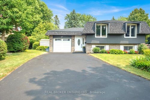 51 Southglen Rd, Brantford, ON, N3R6Z9 | Card Image