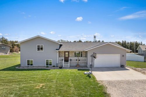 1300 Vernon Ln, Duncan, NE, 68634-3210 | Card Image
