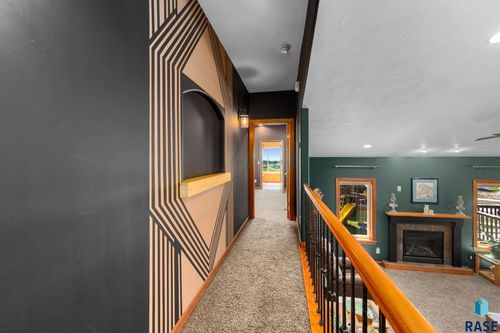 1516 N Maynard Ln Lane, Sioux Falls, SD, 57110 | Card Image