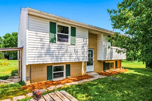 708 County Road 24, Marengo, OH, 43334-9442 | Card Image