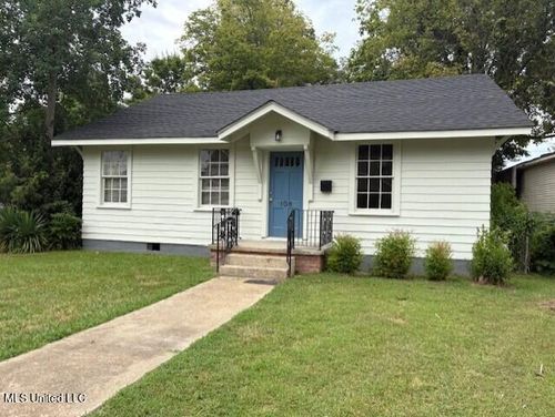 108 Virginia St, Greenwood, MS, 38930-3523 | Card Image